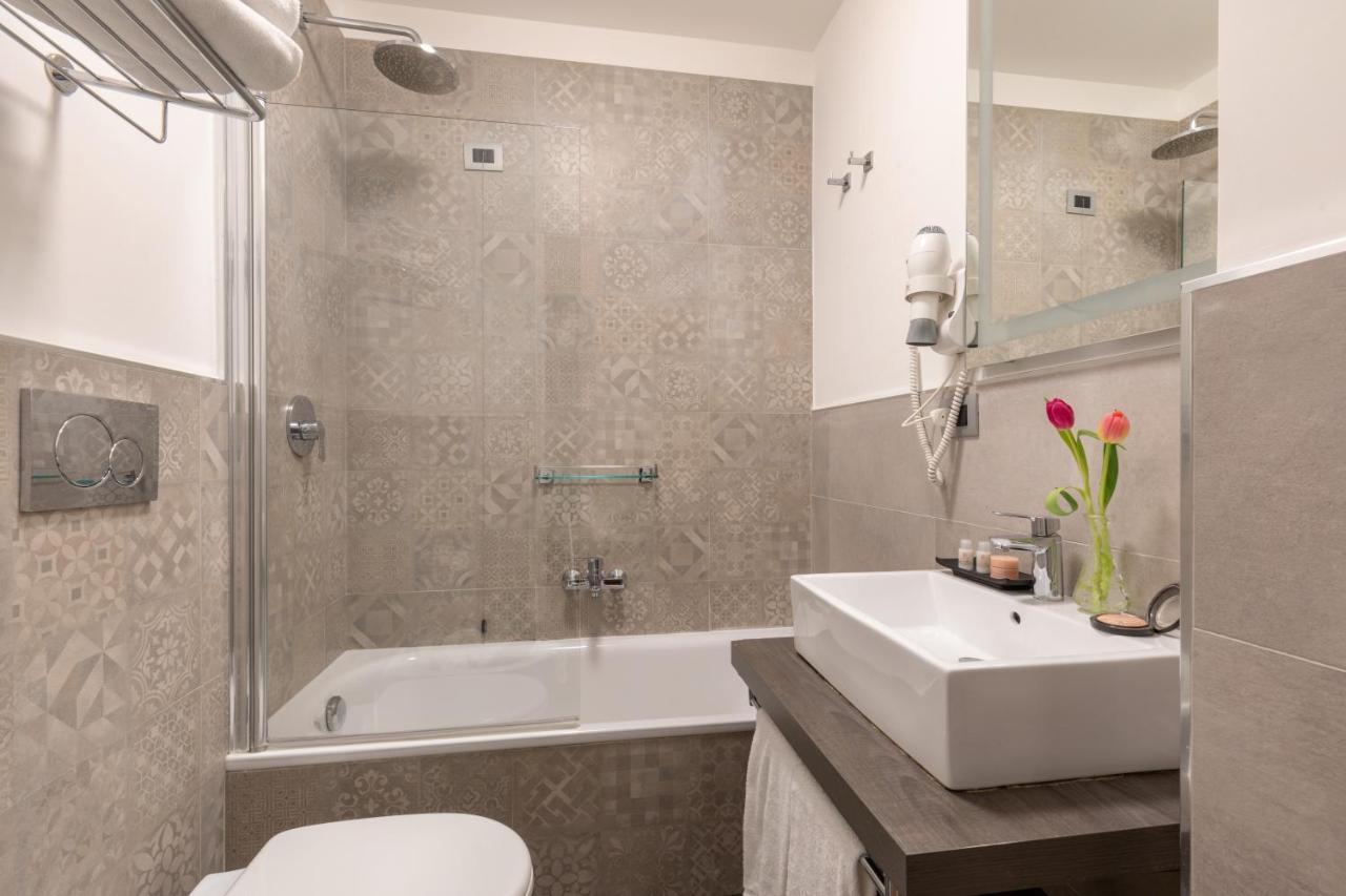רומא Navona Essence Hotel מראה חיצוני תמונה