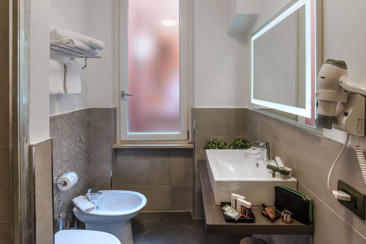 רומא Navona Essence Hotel מראה חיצוני תמונה